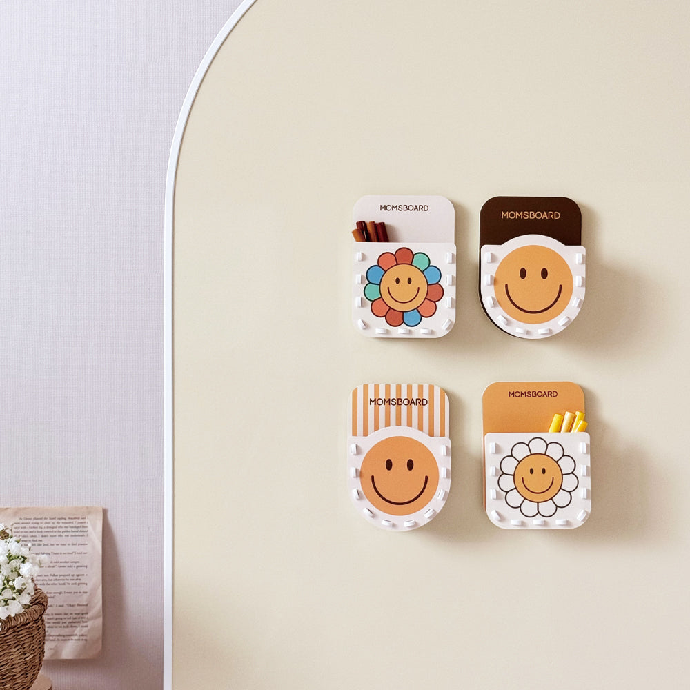 Smile Magnet Pen Holder (B)
