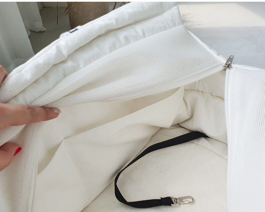 Pet Carrier Hand Carry/ Sling Bag (B)