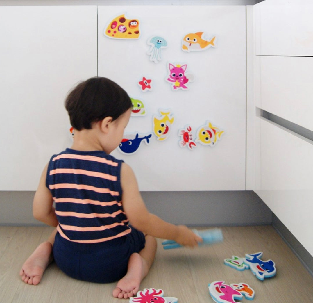 (Preorder) Pinkfong Baby Shark Bath Stickers